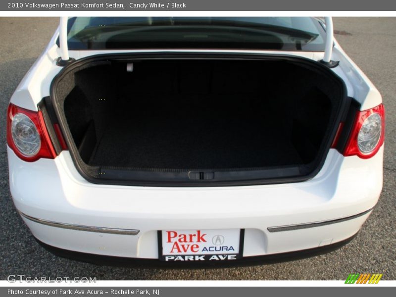 Candy White / Black 2010 Volkswagen Passat Komfort Sedan