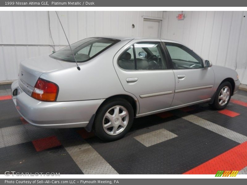 Platinum Metallic / Dusk 1999 Nissan Altima GLE