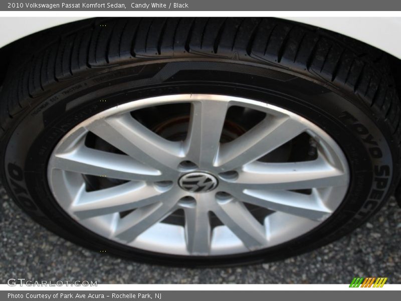 Candy White / Black 2010 Volkswagen Passat Komfort Sedan
