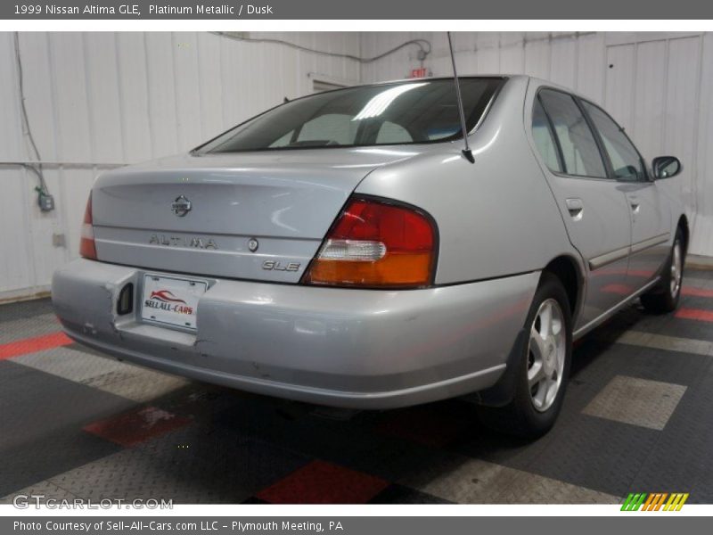 Platinum Metallic / Dusk 1999 Nissan Altima GLE