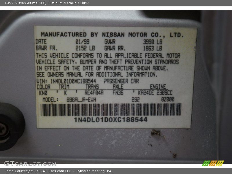 Platinum Metallic / Dusk 1999 Nissan Altima GLE