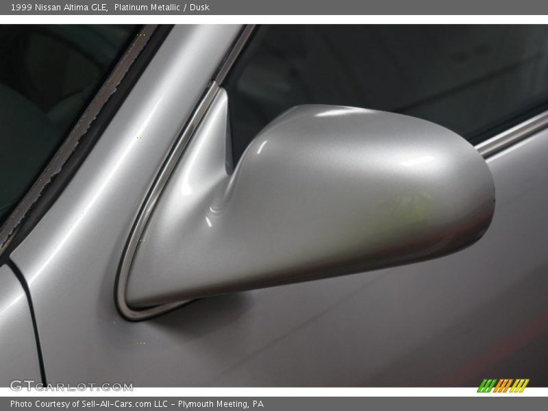 Platinum Metallic / Dusk 1999 Nissan Altima GLE