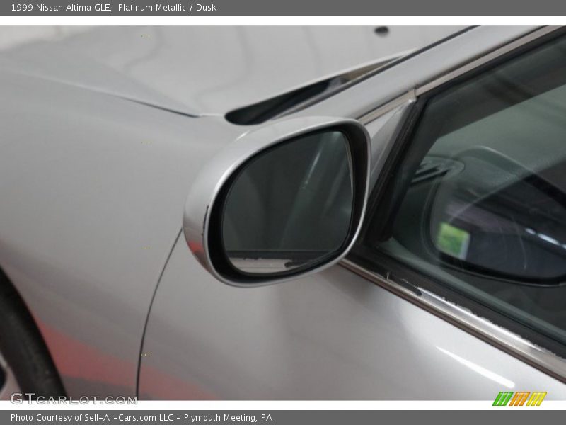 Platinum Metallic / Dusk 1999 Nissan Altima GLE