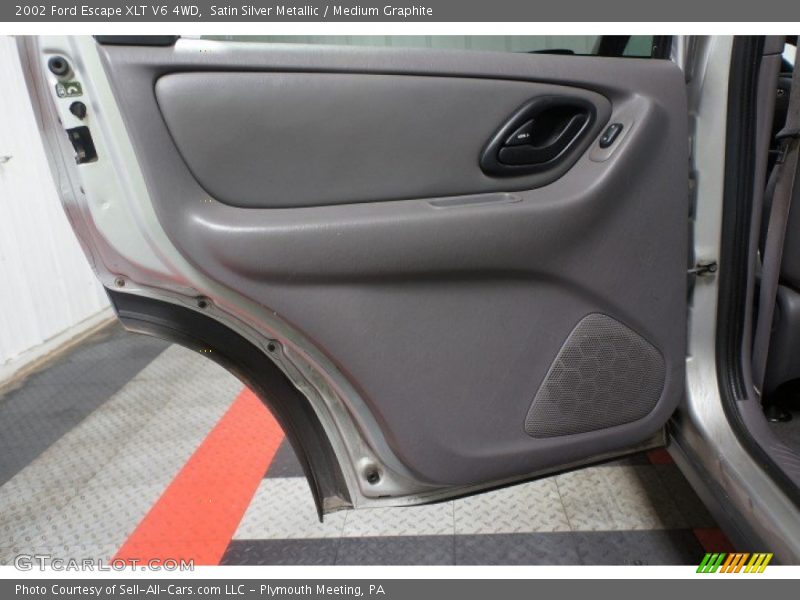Satin Silver Metallic / Medium Graphite 2002 Ford Escape XLT V6 4WD