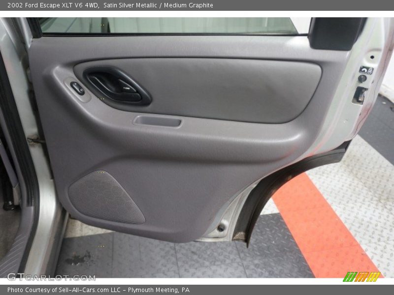 Satin Silver Metallic / Medium Graphite 2002 Ford Escape XLT V6 4WD