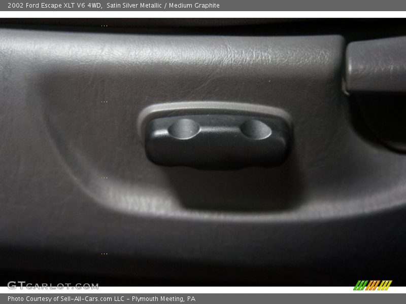 Satin Silver Metallic / Medium Graphite 2002 Ford Escape XLT V6 4WD