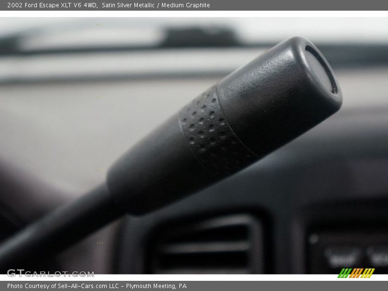 Satin Silver Metallic / Medium Graphite 2002 Ford Escape XLT V6 4WD
