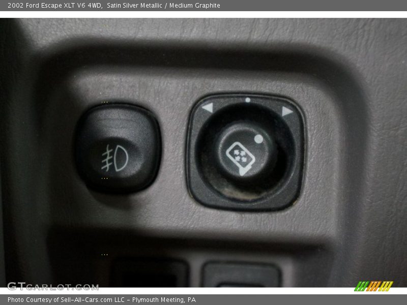 Satin Silver Metallic / Medium Graphite 2002 Ford Escape XLT V6 4WD