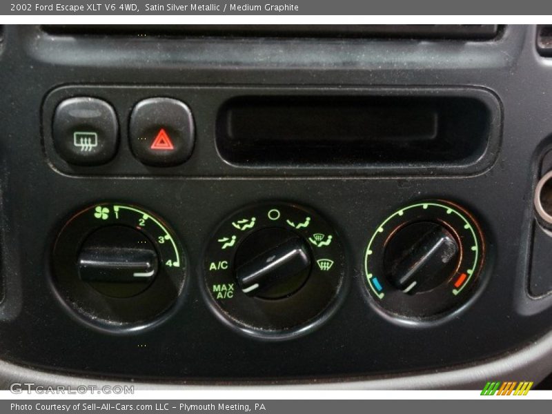 Satin Silver Metallic / Medium Graphite 2002 Ford Escape XLT V6 4WD