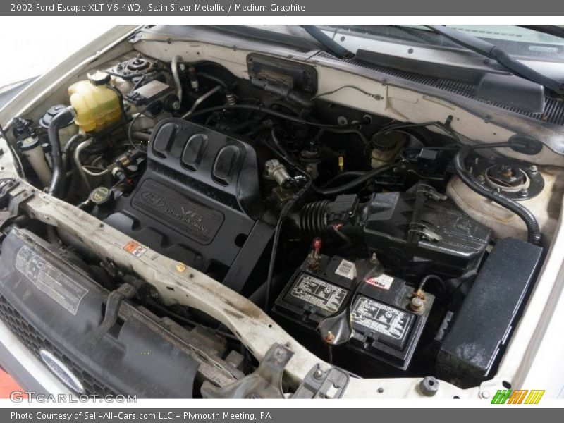 Satin Silver Metallic / Medium Graphite 2002 Ford Escape XLT V6 4WD