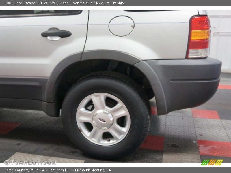 Satin Silver Metallic / Medium Graphite 2002 Ford Escape XLT V6 4WD