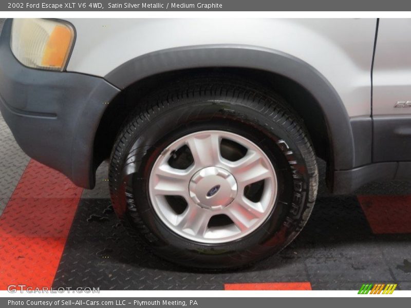 Satin Silver Metallic / Medium Graphite 2002 Ford Escape XLT V6 4WD