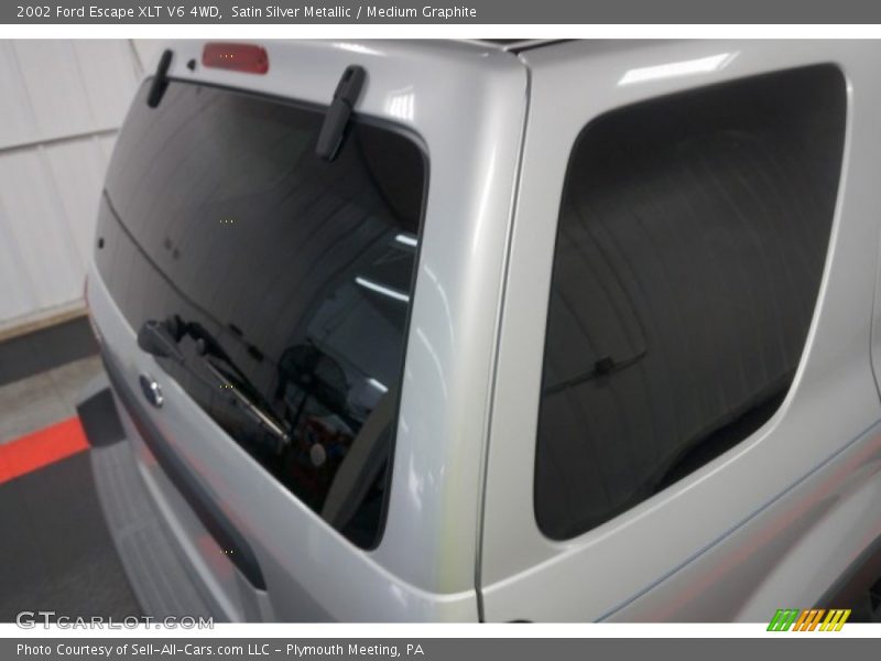 Satin Silver Metallic / Medium Graphite 2002 Ford Escape XLT V6 4WD