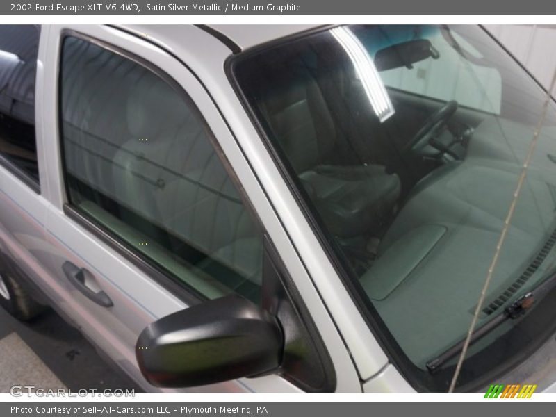 Satin Silver Metallic / Medium Graphite 2002 Ford Escape XLT V6 4WD
