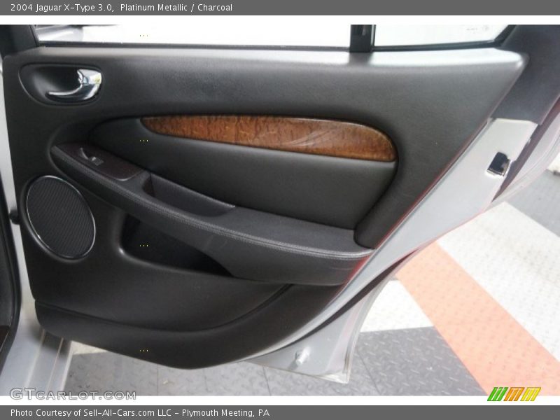 Platinum Metallic / Charcoal 2004 Jaguar X-Type 3.0