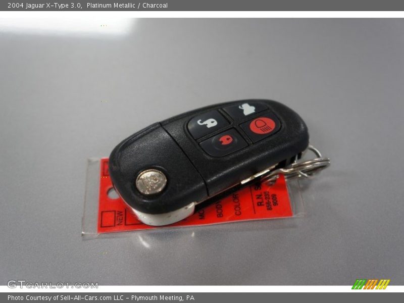 Platinum Metallic / Charcoal 2004 Jaguar X-Type 3.0