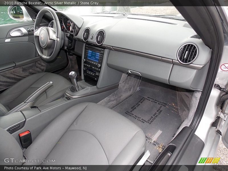 Dashboard of 2010 Boxster 