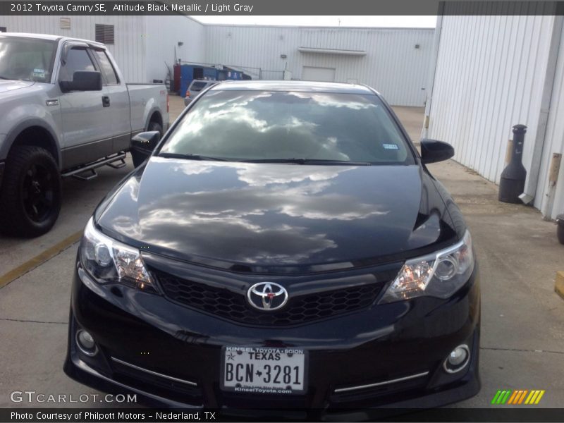 Attitude Black Metallic / Light Gray 2012 Toyota Camry SE