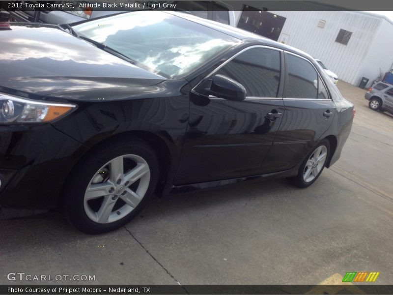 Attitude Black Metallic / Light Gray 2012 Toyota Camry SE