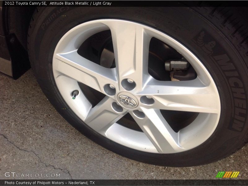 Attitude Black Metallic / Light Gray 2012 Toyota Camry SE