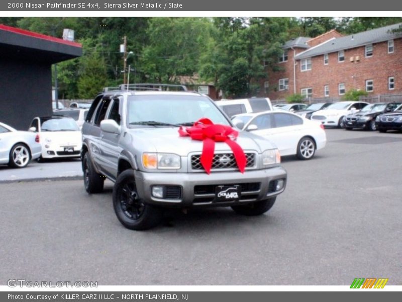 Sierra Silver Metallic / Slate 2000 Nissan Pathfinder SE 4x4