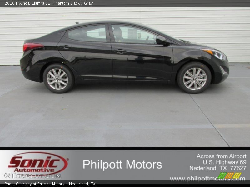 Phantom Black / Gray 2016 Hyundai Elantra SE