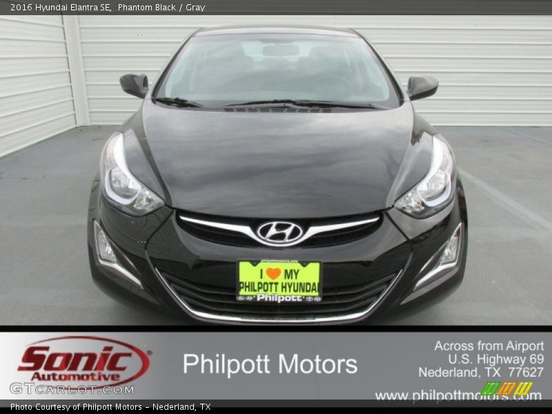 Phantom Black / Gray 2016 Hyundai Elantra SE