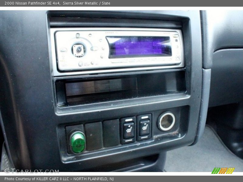 Sierra Silver Metallic / Slate 2000 Nissan Pathfinder SE 4x4