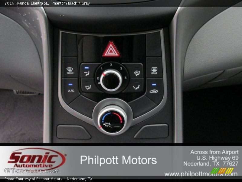 Phantom Black / Gray 2016 Hyundai Elantra SE