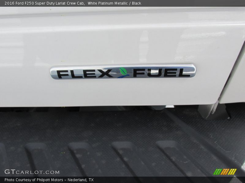 White Platinum Metallic / Black 2016 Ford F250 Super Duty Lariat Crew Cab