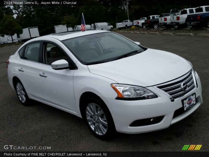 Aspen White / Charcoal 2014 Nissan Sentra SL