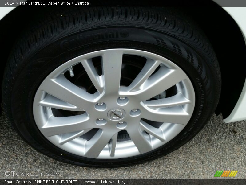 Aspen White / Charcoal 2014 Nissan Sentra SL