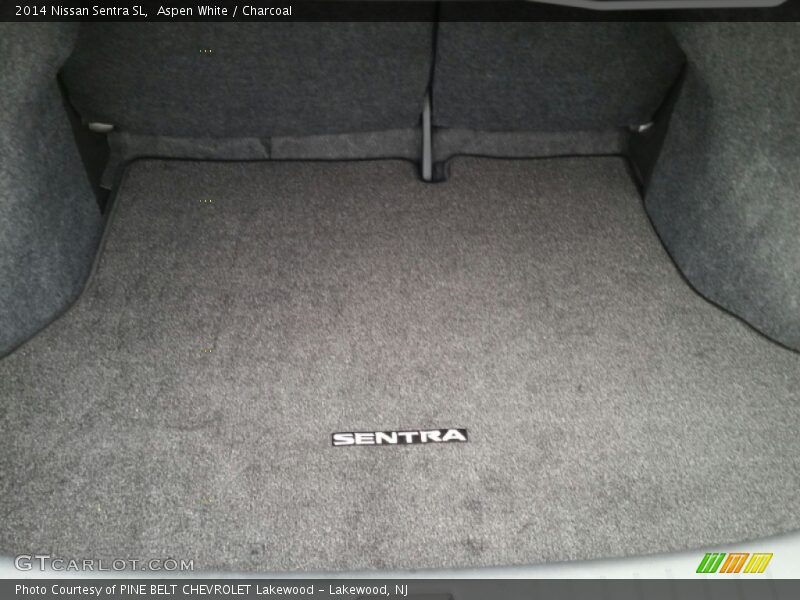 Aspen White / Charcoal 2014 Nissan Sentra SL