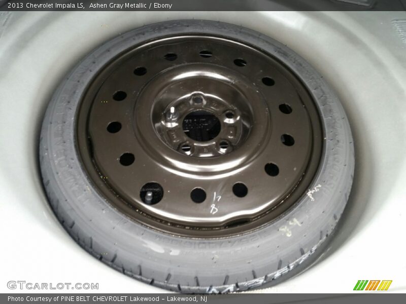 Ashen Gray Metallic / Ebony 2013 Chevrolet Impala LS
