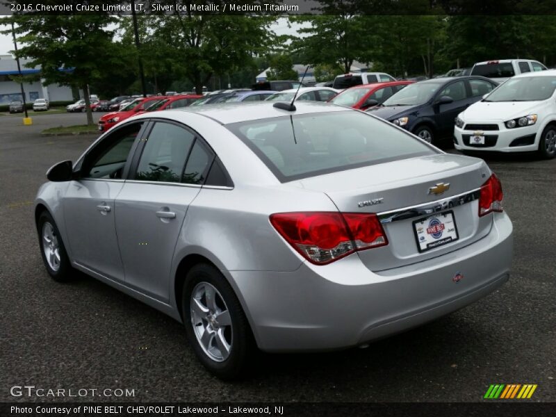 Silver Ice Metallic / Medium Titanium 2016 Chevrolet Cruze Limited LT