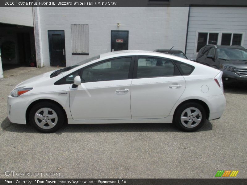 Blizzard White Pearl / Misty Gray 2010 Toyota Prius Hybrid II