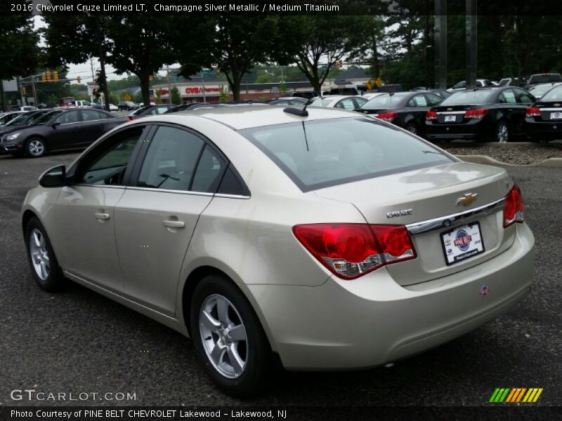 Champagne Silver Metallic / Medium Titanium 2016 Chevrolet Cruze Limited LT