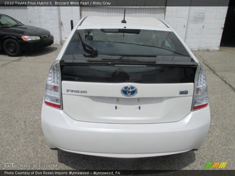 Blizzard White Pearl / Misty Gray 2010 Toyota Prius Hybrid II