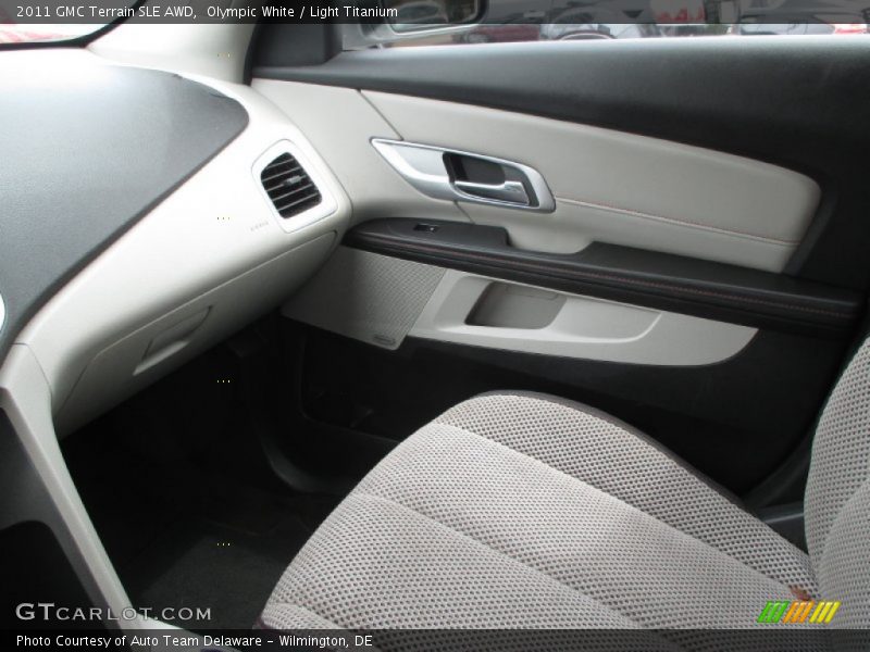 Olympic White / Light Titanium 2011 GMC Terrain SLE AWD