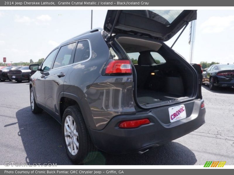 Granite Crystal Metallic / Iceland - Black/Iceland Gray 2014 Jeep Cherokee Latitude