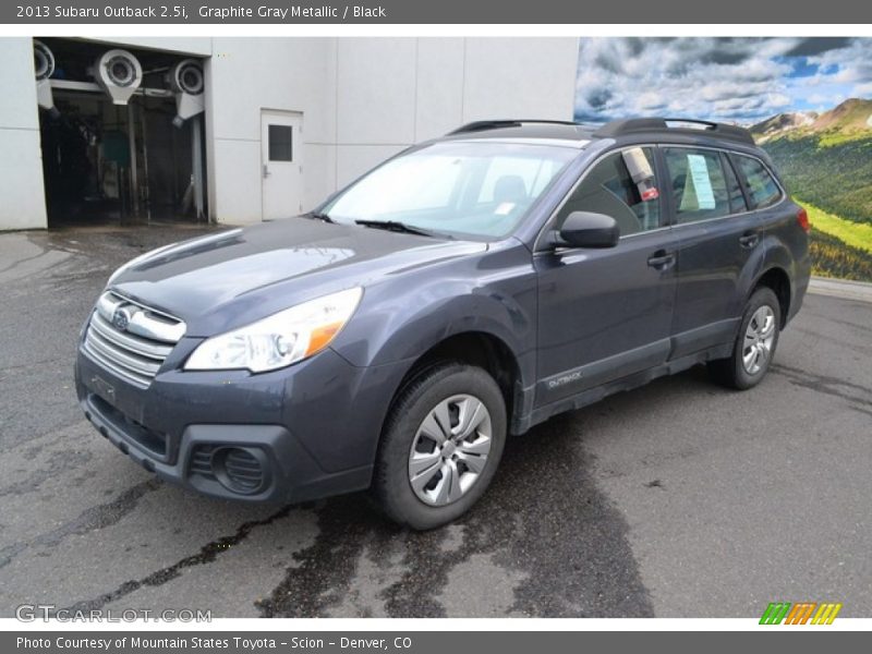 Front 3/4 View of 2013 Outback 2.5i
