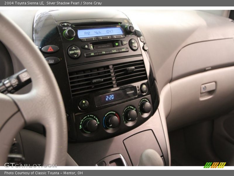Silver Shadow Pearl / Stone Gray 2004 Toyota Sienna LE
