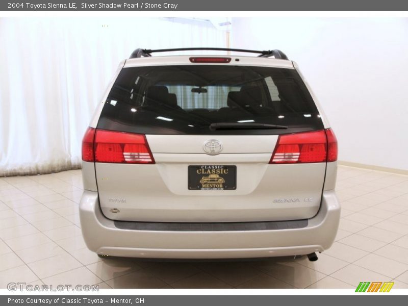 Silver Shadow Pearl / Stone Gray 2004 Toyota Sienna LE