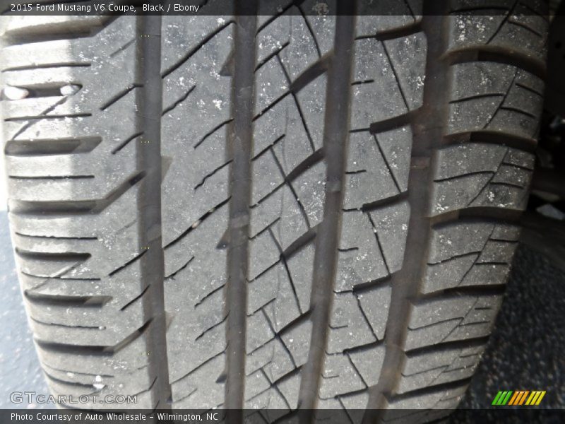 Black / Ebony 2015 Ford Mustang V6 Coupe
