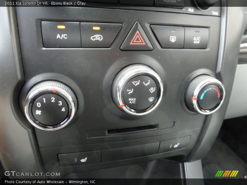Ebony Black / Gray 2011 Kia Sorento LX V6