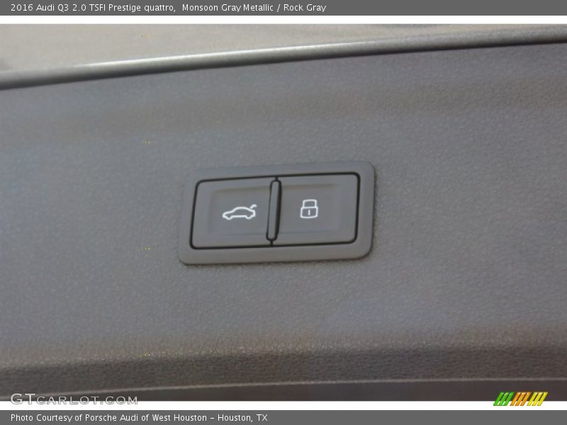 Monsoon Gray Metallic / Rock Gray 2016 Audi Q3 2.0 TSFI Prestige quattro