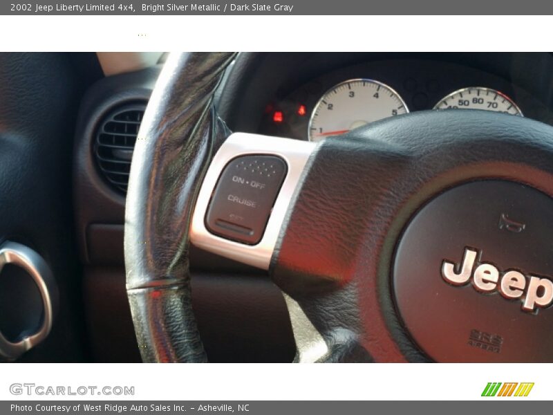 Bright Silver Metallic / Dark Slate Gray 2002 Jeep Liberty Limited 4x4