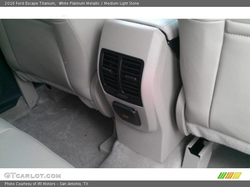 White Platinum Metallic / Medium Light Stone 2016 Ford Escape Titanium