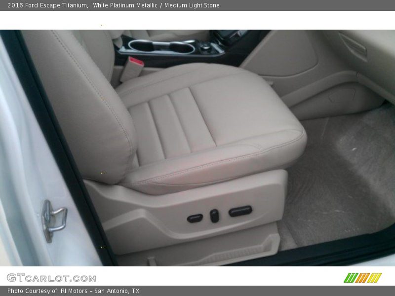 White Platinum Metallic / Medium Light Stone 2016 Ford Escape Titanium