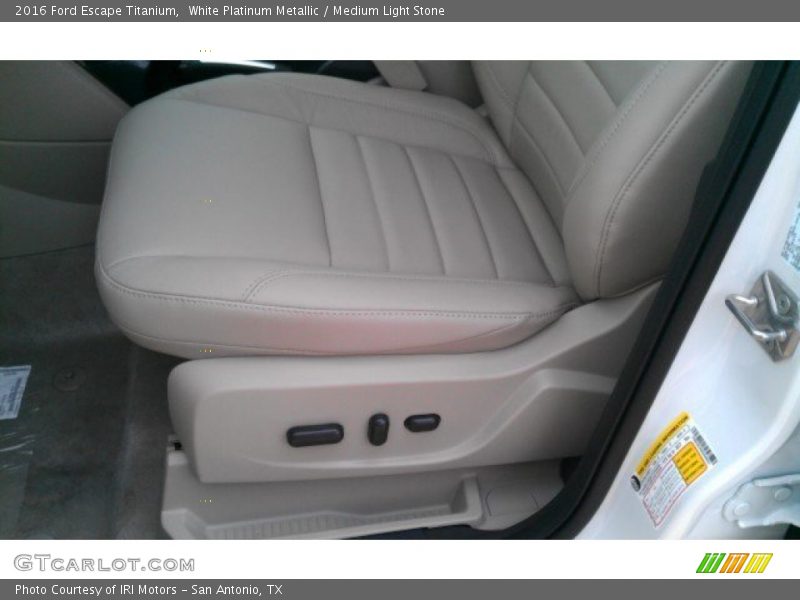 White Platinum Metallic / Medium Light Stone 2016 Ford Escape Titanium